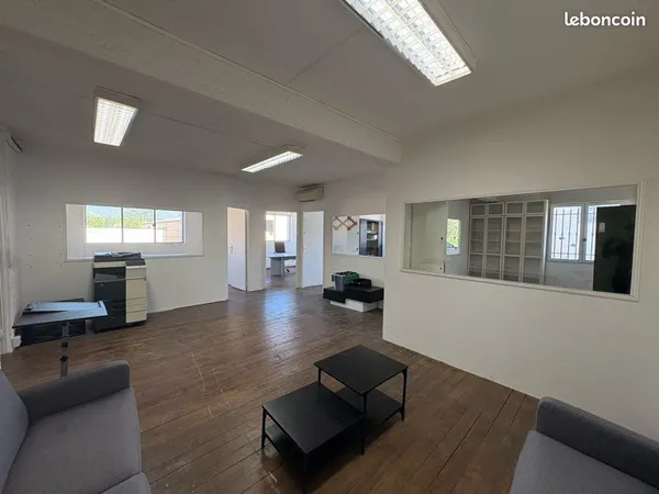 Bureaux 100M2 à Mougins
