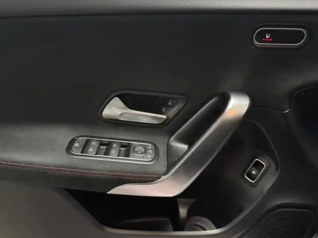 Mercedes Classe A 250 e amg line — photo 20