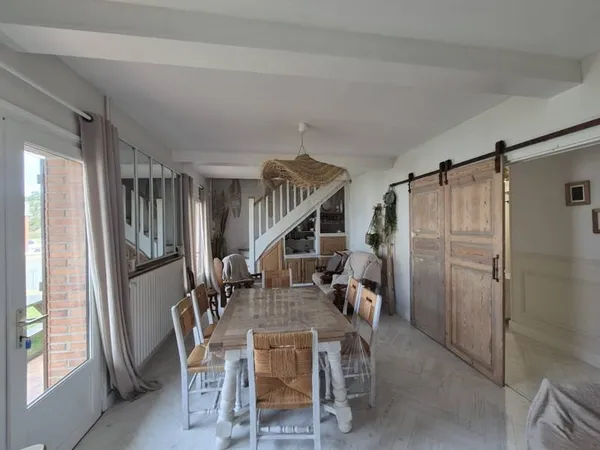 Maison 5 pièces 160 m²