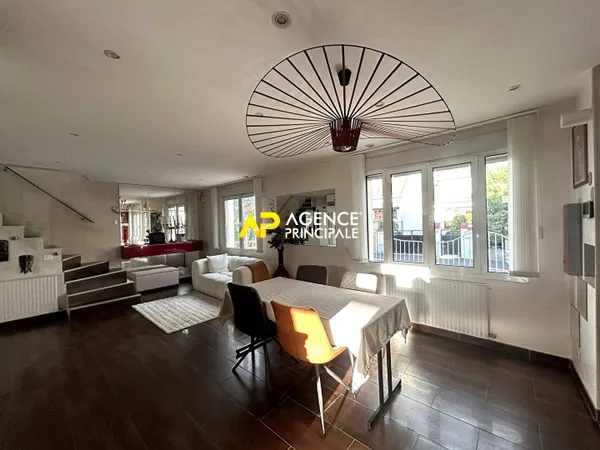 Maison 5 pièces 135 m²
