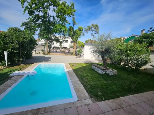 Villa contemporaine d'exception ,4ch, Piscine, sans vis à vis
