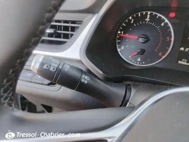 Renault Captur blue dci 95 business — photo 27