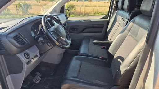 Peugeot Expert Fourgon 2.0 BlueHDi 177 EAT6 - Premium Pack – 2017 – 143631 km – Diesel – Boîte Automatique — photo 13