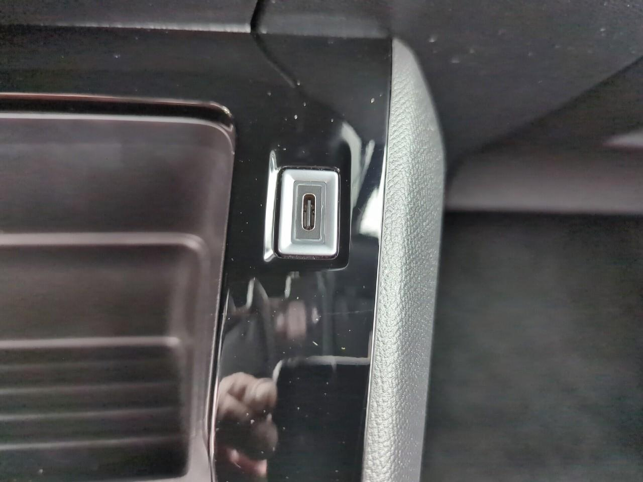 Peugeot 2008 100 s&s bvm6 style — photo 29