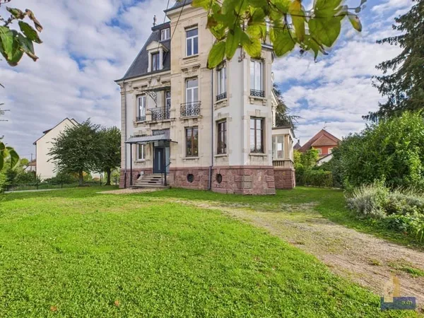 Manoir de prestige !