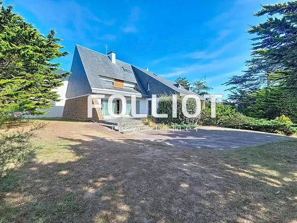 Maison 7 pièces 218 m²