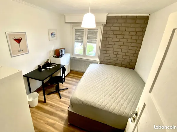 Chambre colocation à Lingolsheim près CESI, 9m2 dans appartement 4p, 3chambres 5iem étage sans asc