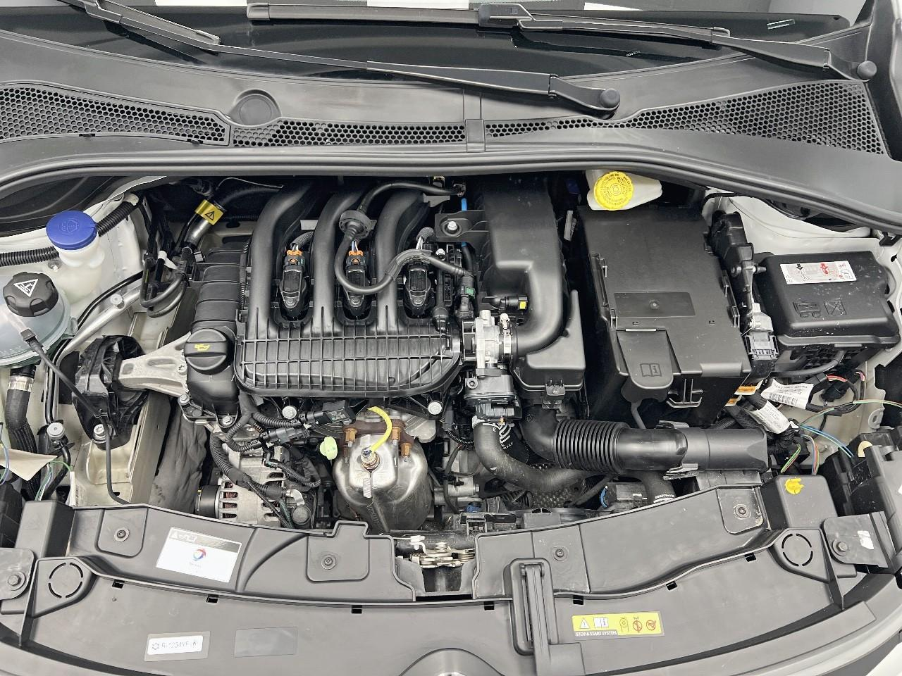 Citroën C3 puretech 83 ch bvm5 max — photo 14