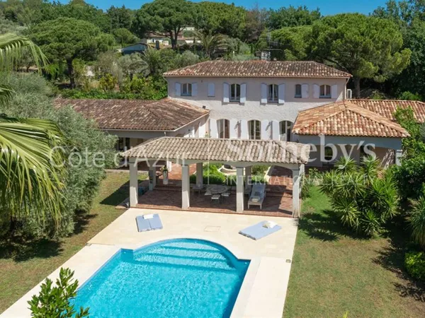 Villa familiale de charme proche Valbonne et écoles internationa
