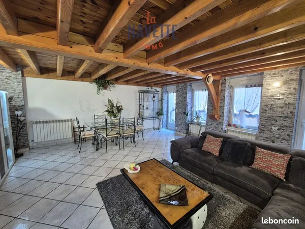 Maison de village 8 pièces 145 m²