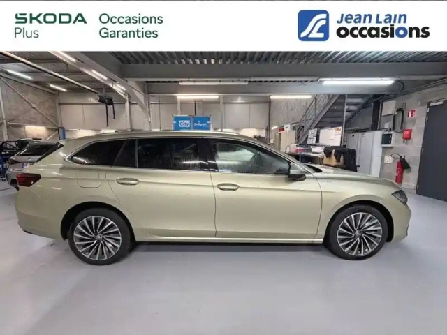Skoda Superb combi 2.0 tdi 150 ch scr dsg7 — photo 56