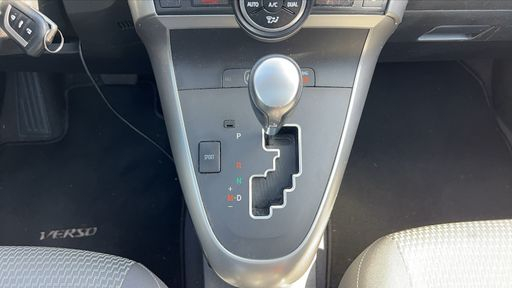 Toyota Verso 2.2 D-4D 150 A 5pl - Skyview – 2014 – 113971 km – Diesel – Boîte Automatique — photo 23