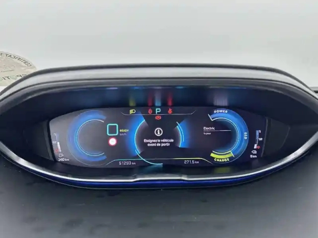 Peugeot 3008 hybrid 225 e-eat8 — photo 10