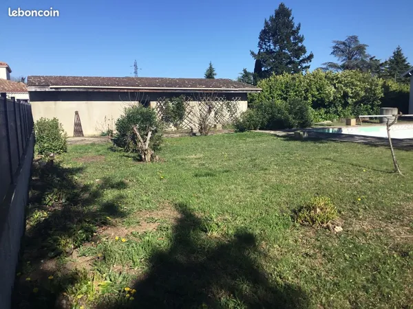 Terrain constructible de 730 m2