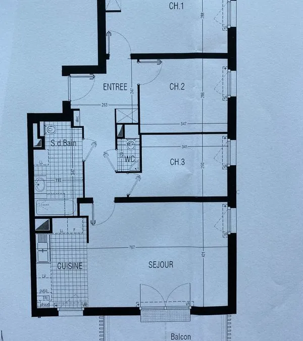 Photo 1