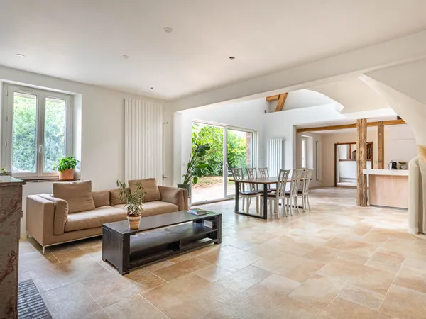 Maison 7 pièces 205 m²