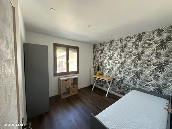 Chambre étudiant en colocation