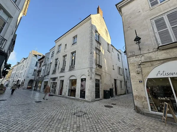 ORLEANS HYPER CENTRE - Studio non meublé