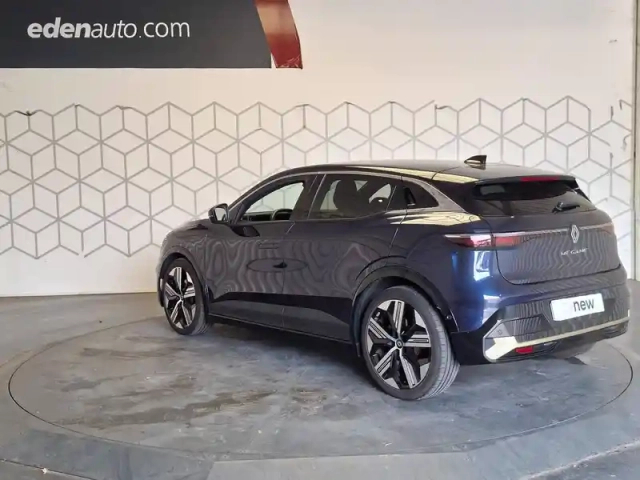 Renault Megane e-tech ev60 220 ch super charge — photo 2