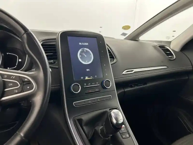 Renault Scenic grand  blue dci 120 — photo 21