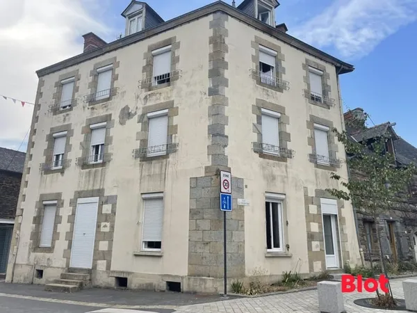 Spécial Investisseurs - Immeuble de rapport en monopropriété à MAURE-DE-BRETAGNE