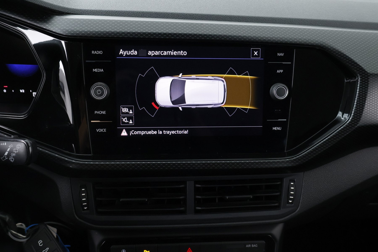 Volkswagen T-Cross — photo 26