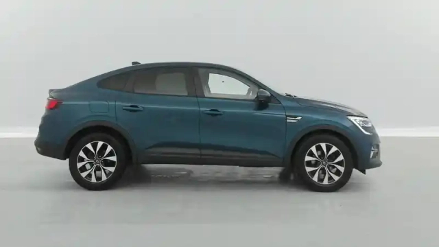 Renault Arkana mild hybrid 140 edc fap - 22 — photo 5
