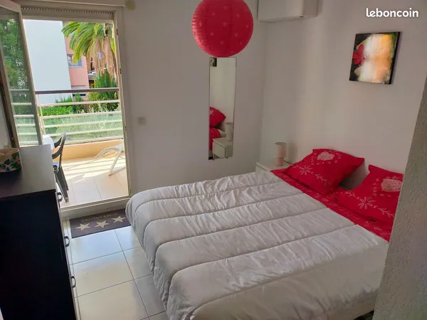 A louer - T2 de 45 m² avec grande terrasse plein sud - Cannes, quartier des Anglais