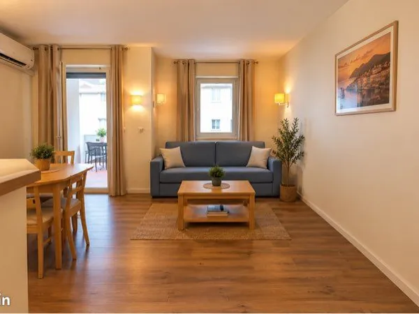 Studio coeur de la ville à l'année