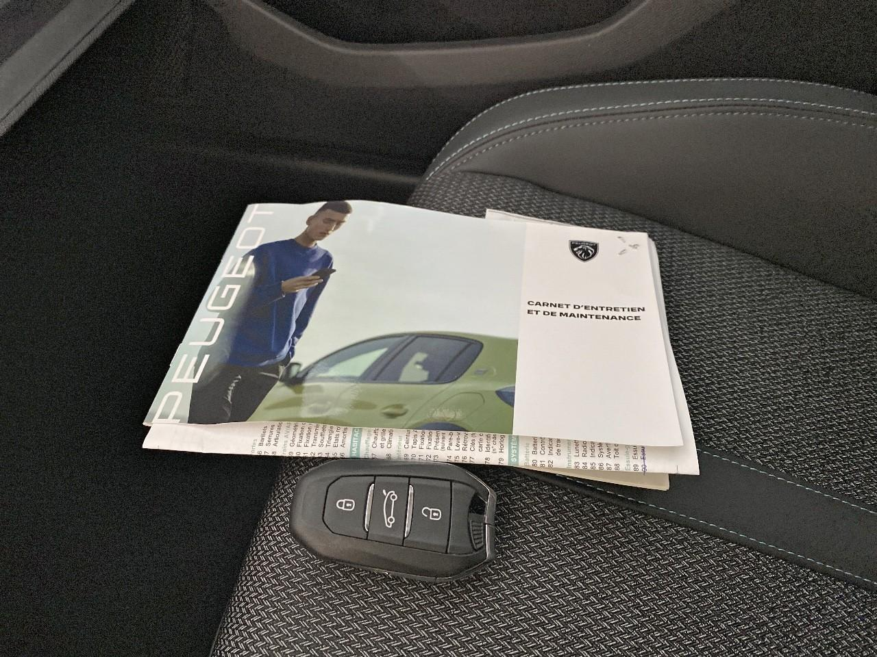 Peugeot 308 hybrid 145 e-dcs6 allure — photo 18