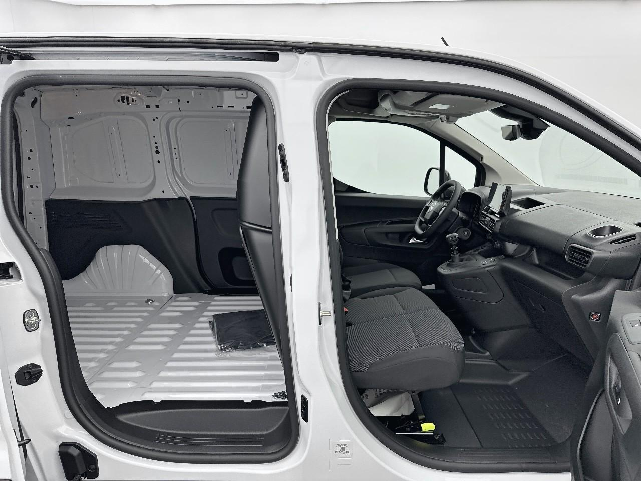 Citroën Berlingo van m diesel 100 ch manuelle — photo 11