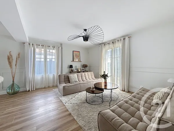 Maison 6 pièces 130 m²