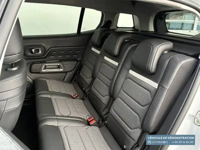 Citroën C5 Aircross hybride rechargeable 225 e-eat8 — photo 10