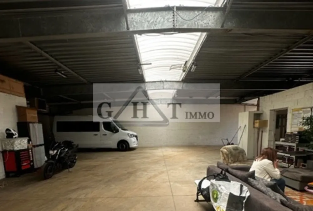Photo 4