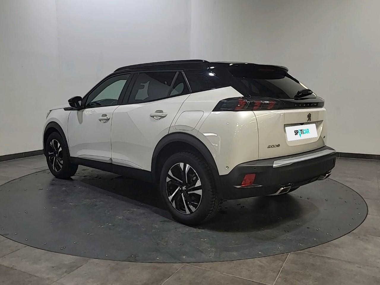 Peugeot 2008 puretech 130 s&s bvm6 gt — photo 3