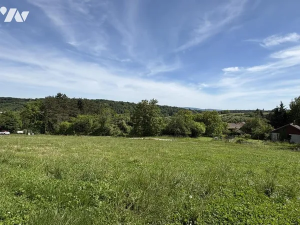 Terrain 800 m²