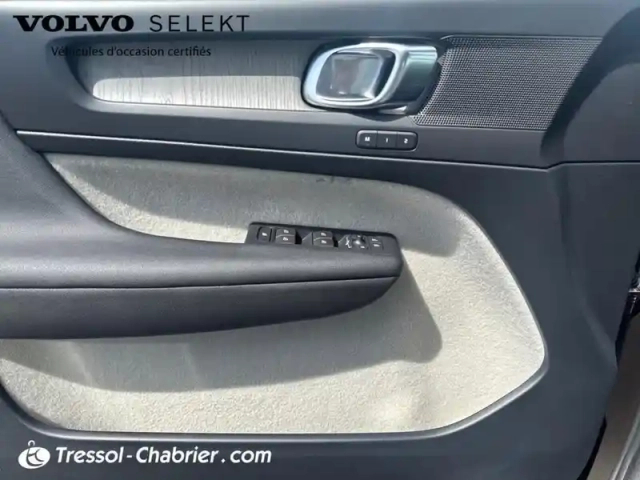 Volvo Xc40 t4 190 ch geartronic 8 inscription — photo 20