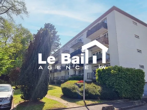 SAINT BRICE - Centre Ville - F5 (4 chambres voire 5 chambres)