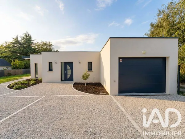 Maison de plain-pied 5 pièces 141 m²