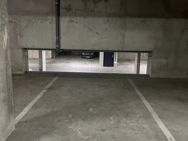 Parking 11 m²