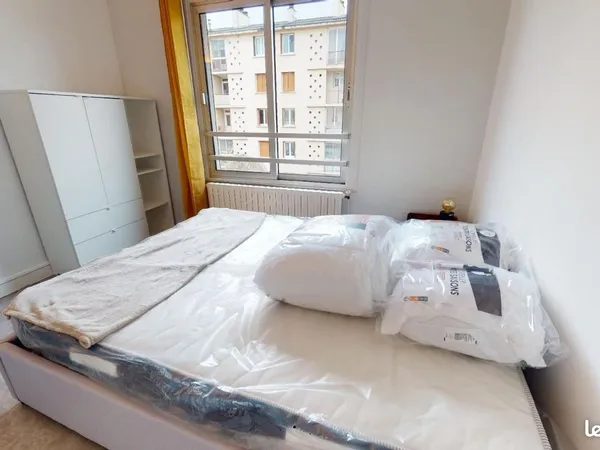 Chambre 4 pièces 62 m²