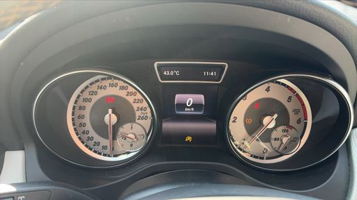 Mercedes Classe GLA 180 d 109 - Sensation – 2016 – 141000 km – Diesel – Boîte Manuelle — photo 16