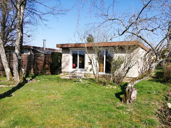 TORCY (Saône et Loire) - Maison plain pied de 106 m² hab. Entretien suivi.