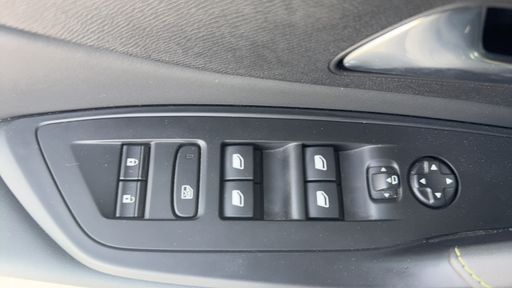 Peugeot 308 1.2 PureTech 130 EAT8 - GT – 2023 – 41992 km – Essence – Boîte Automatique — photo 1