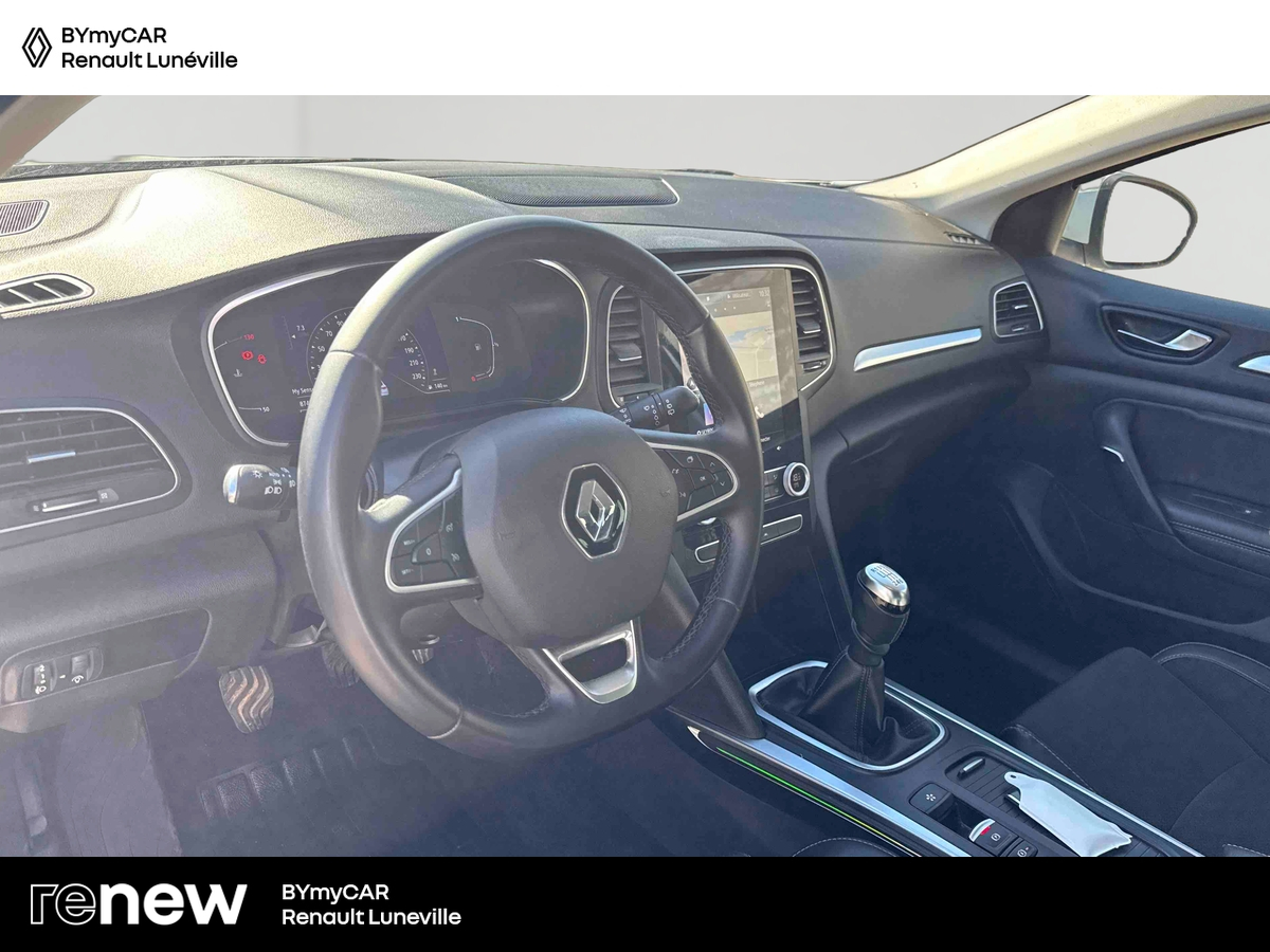 Renault Megane IV Berline Blue dCi 115 — photo 9