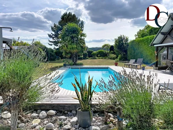 Maison 4 chambres - Grand séjour - Piscine chauffée - Grand