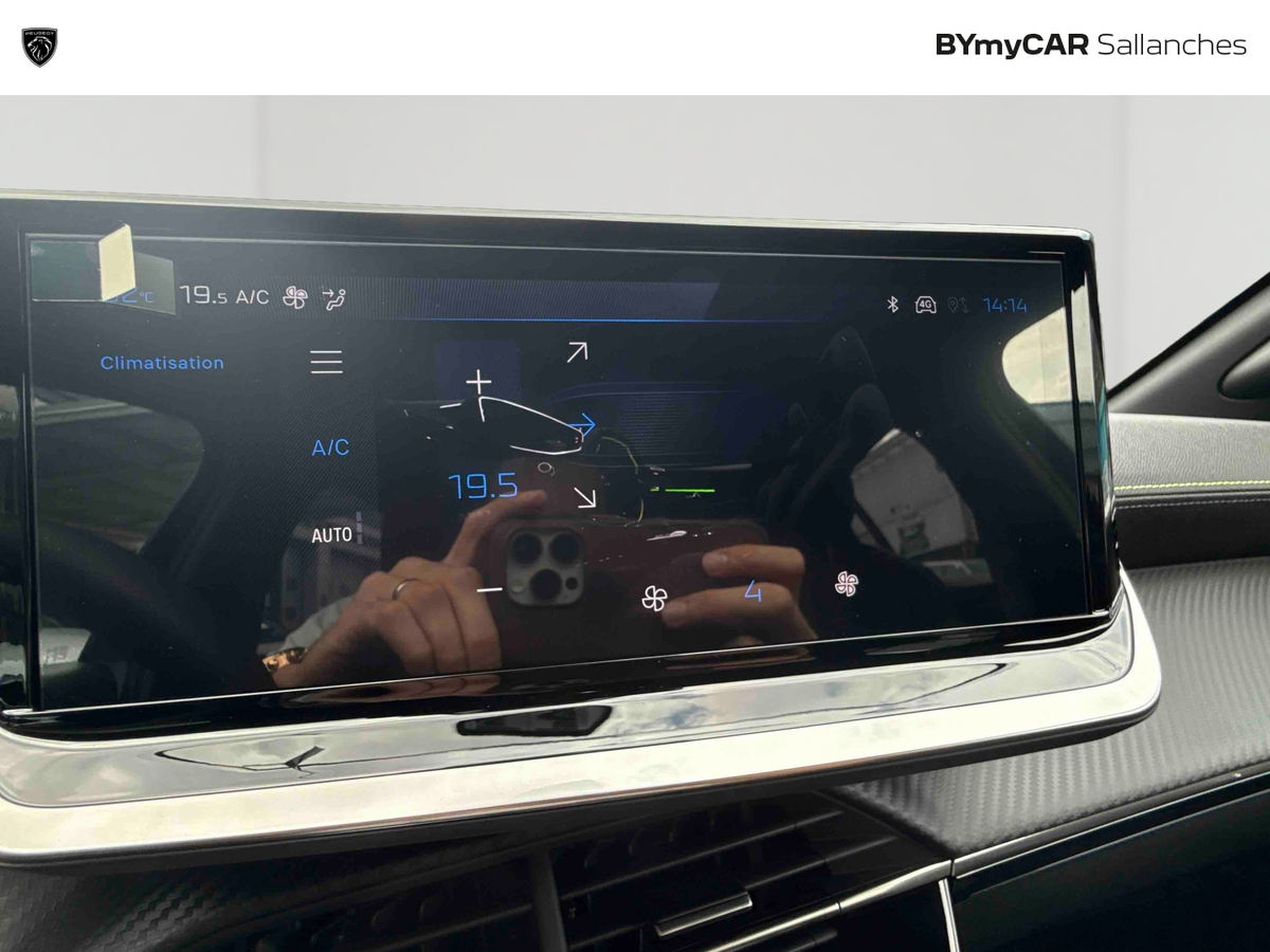 Peugeot 208 Hybrid 145 ch e-DCS6 — photo 22