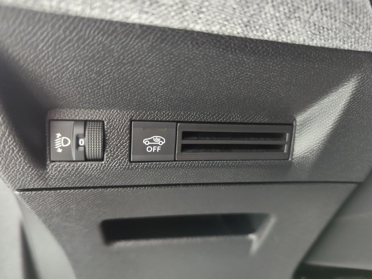 Peugeot 5008 hybrid 145 ch e-dcs6 allure — photo 20