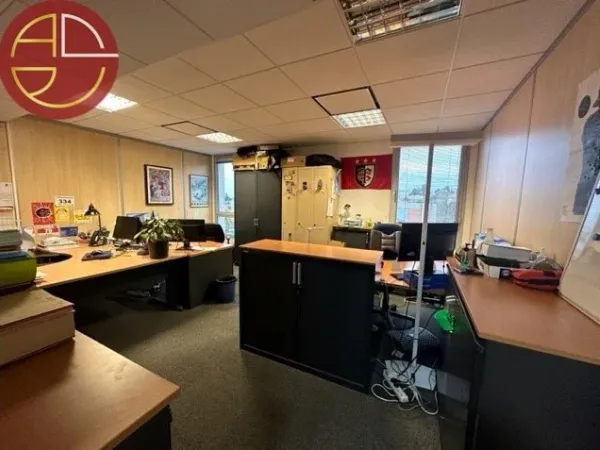 Bureaux 269 m²