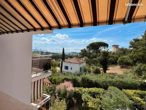 LOCATION STUDIO F1 à CAVALAIRE sur Mer 22 m2